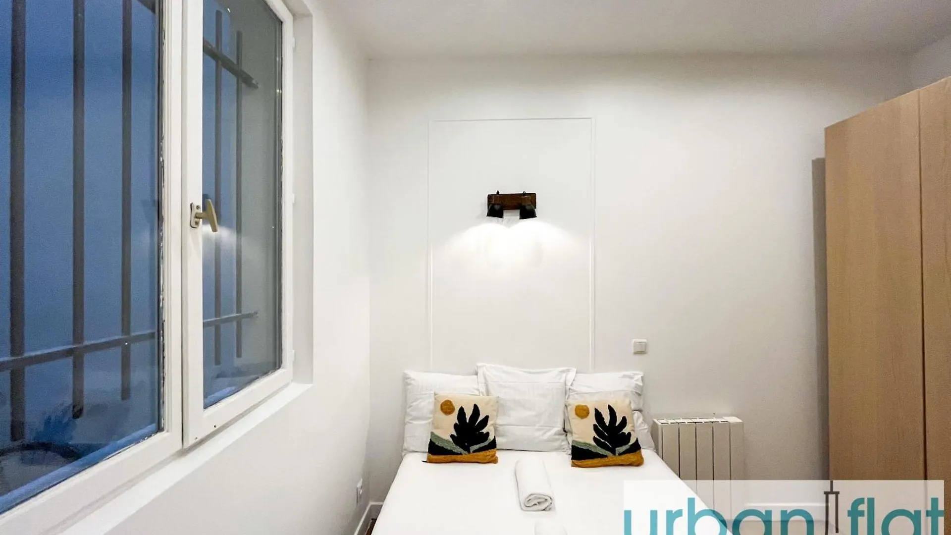 Urban Flat 35 - 2 Bedroom Apartment Grands Boulevards Paris