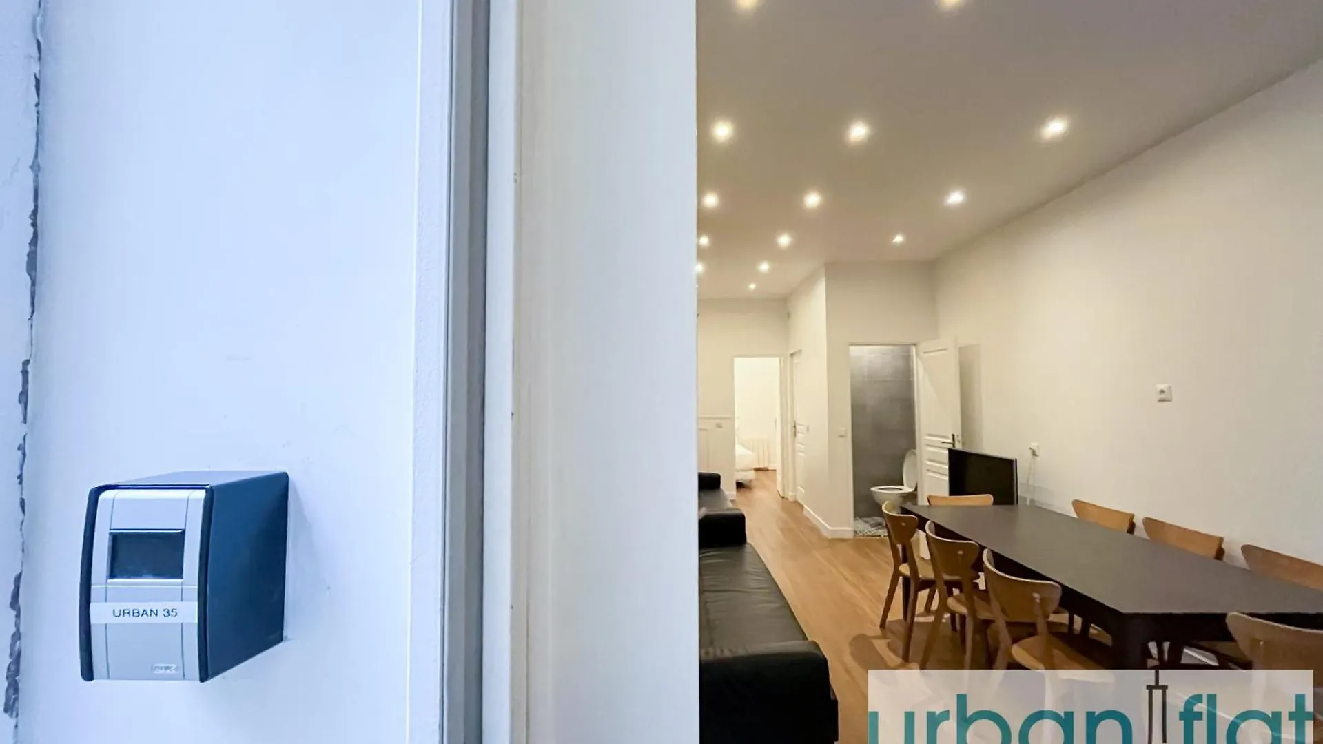 Urban Flat 35 - 2 Bedroom Apartment Grands Boulevards Paris